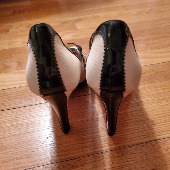 Cole Haan Heels Size 8 - Picture 4 of 5